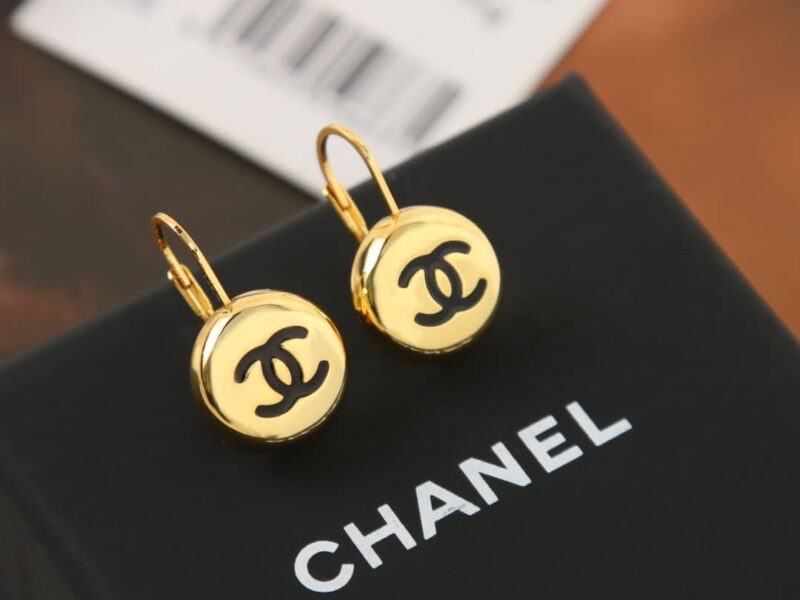 ☑️CHANEL香奈儿双c金色小金豆耳钉耳环 - Image 2