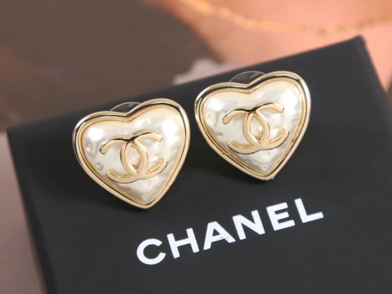 ☑️CHANEL香奈儿双c爱心桃心耳钉耳环 - Image 2