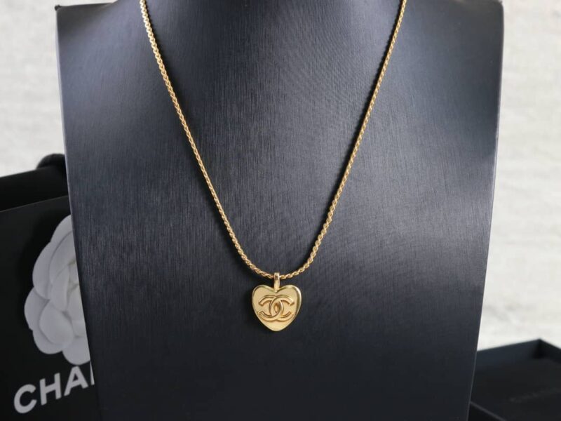 ☑️CHANEL香奈儿金色双c爱心桃心项链 - Image 6