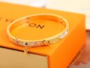 Louis Vuitton 路易威登中古款彩花手镯