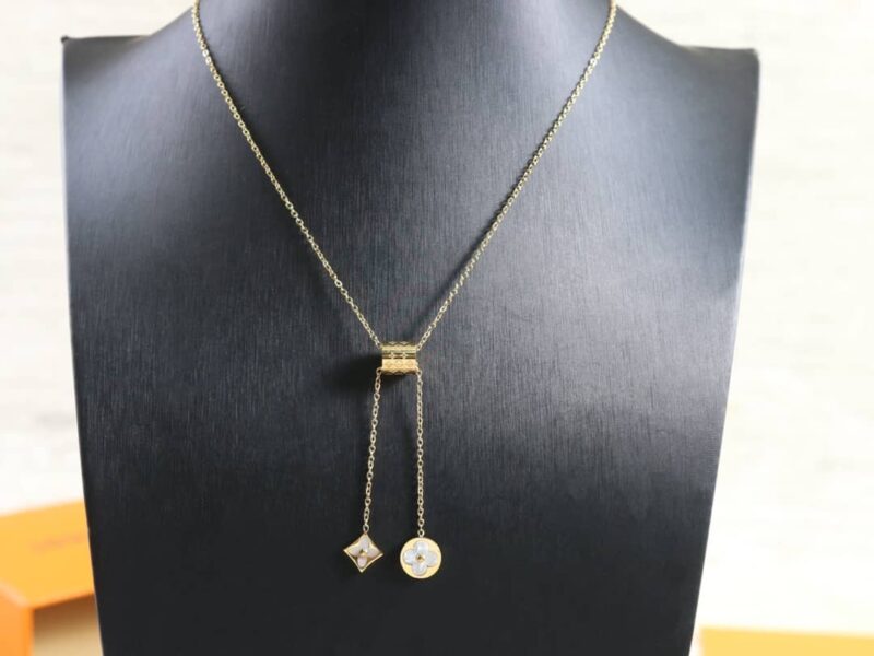 Louis Vuitton 路易威登LV白贝老花流苏项链 - Image 9