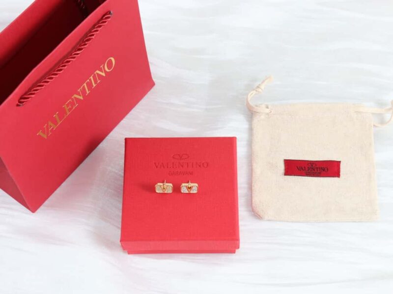 ☑️ VALENTINO华伦天奴金色满钻耳环耳钉 - Image 3