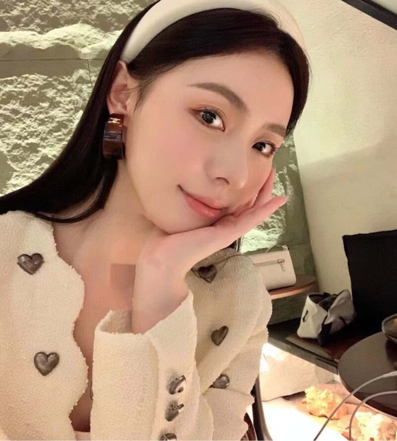 Celine赛琳凯旋门半弯耳钉耳环 - Image 4