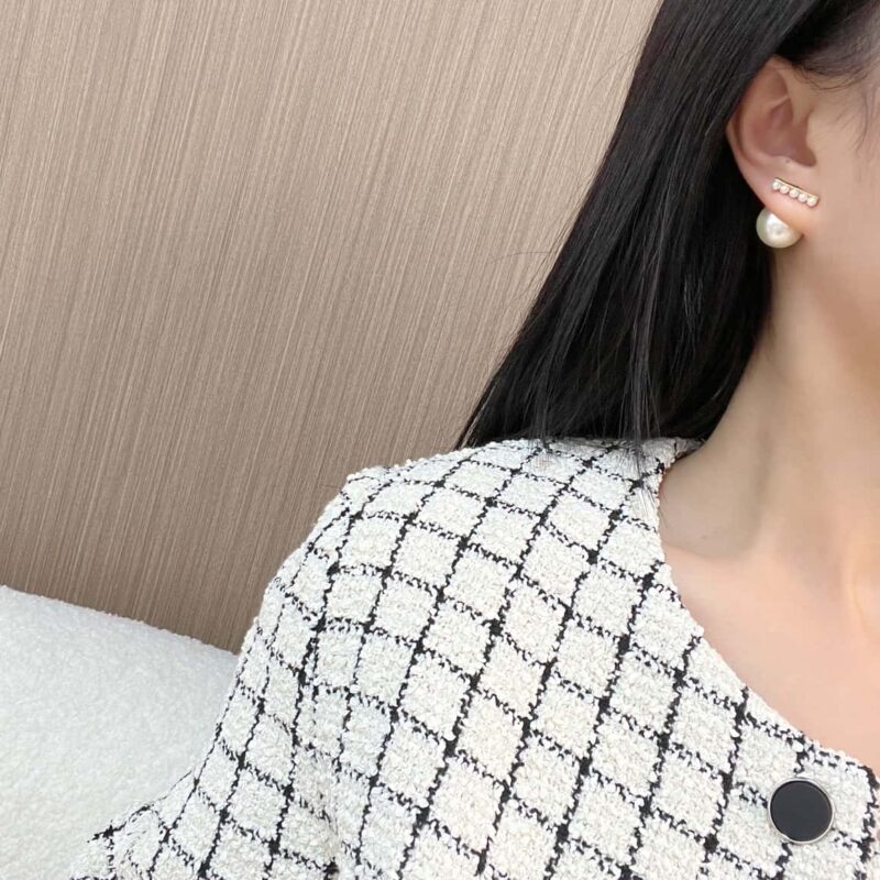 ☑️ Celine瑟琳珍珠耳钉 - Image 4