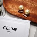 ☑️ Celine瑟琳珍珠耳钉