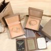wsxc1680008687103_1.jpg 宝格丽BVLGARI最新系列Serpenti 孔雀石 红宝石蛇形 蛇手镯