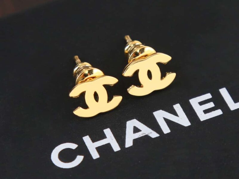 ☑️CHANEL香奈儿c1迷你双c光面耳钉耳环 - Image 3