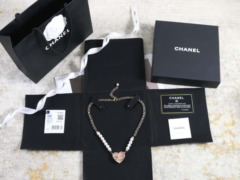 ☑️CHANEL香奈儿双c 不对称珍珠爱心桃心项链 - Image 3
