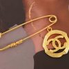 ☑️ 香奈儿中古系列别针金色圆形双c胸针