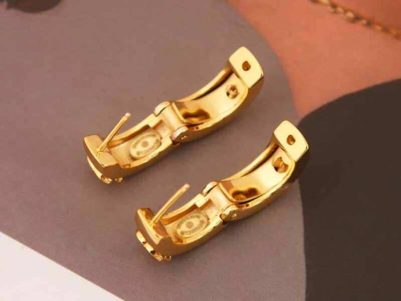 ☑️ 香奈儿中古系列金色双c半圆耳环耳钉 - Image 10