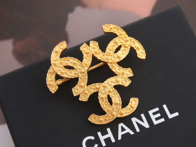 ☑️ 香奈儿中古系列金色3个双c胸针 - Image 2