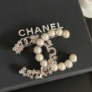 ☑️CHANEL香奈儿双c四叶草5字半珍珠胸针
