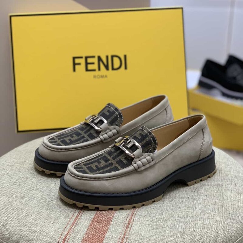 FENDI芬迪 牛巴革材质男士乐福鞋 - Image 4
