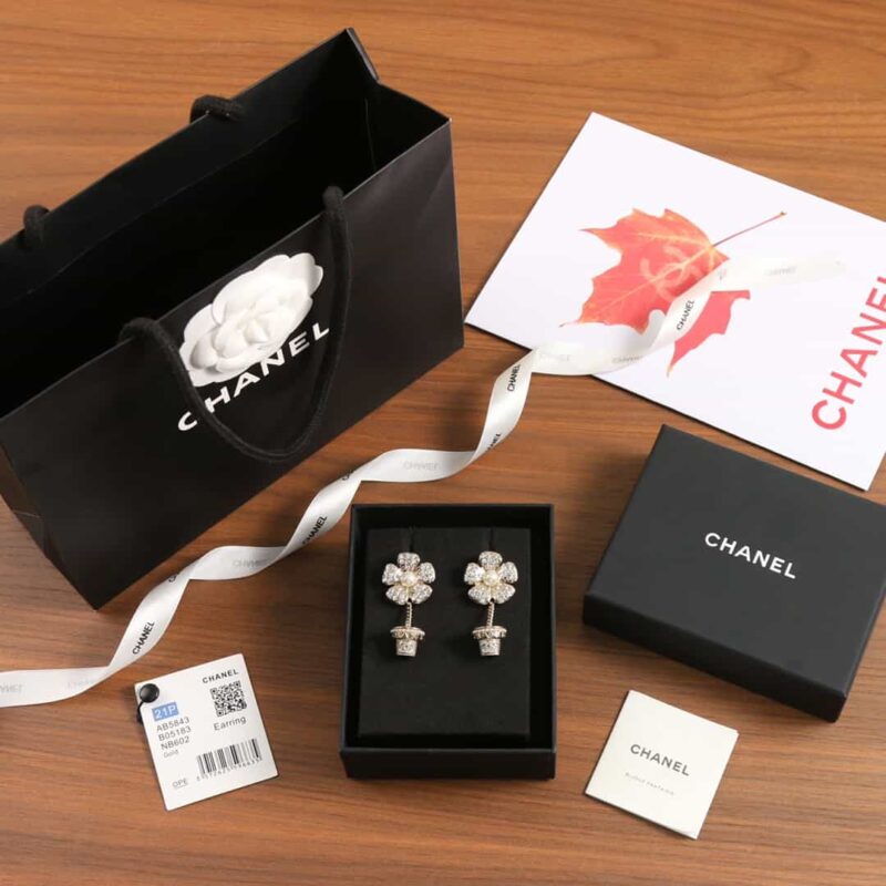 ☑️CHANEL香奈儿C1双c满钻花盆耳钉耳环 - Image 3
