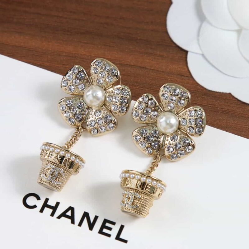 ☑️CHANEL香奈儿C1双c满钻花盆耳钉耳环 - Image 8