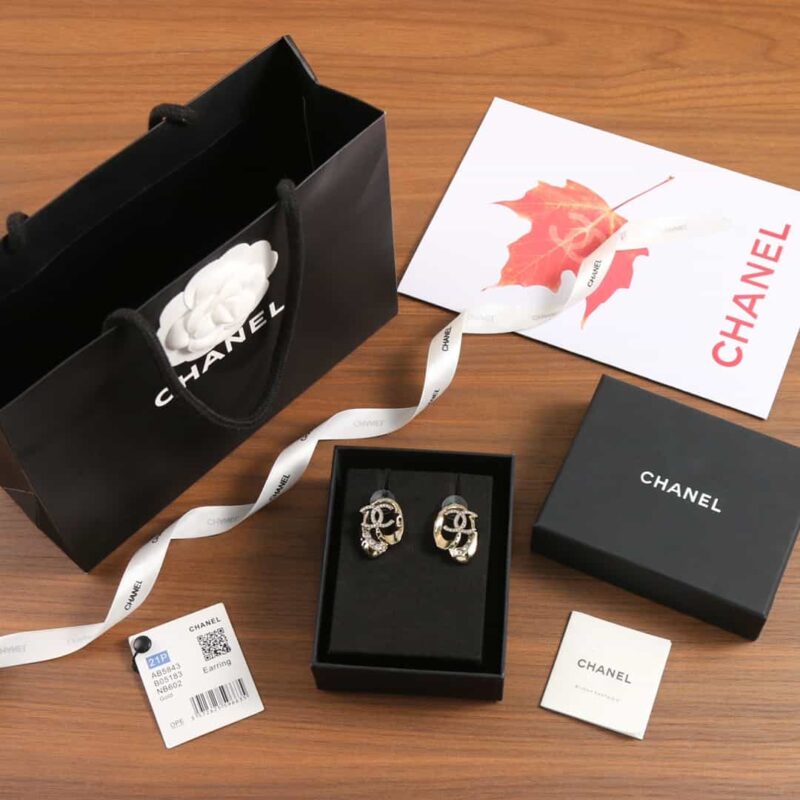 ☑️CHANEL香奈儿C1双c金色椭圆镂空耳钉耳环 - Image 3