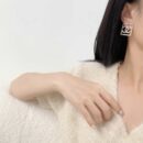 ☑️CHANEL香奈儿双c方形镂空耳钉耳环