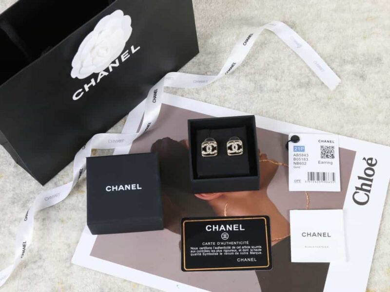 ☑️CHANEL香奈儿c1双c镂空满钻耳钉耳环 - Image 3