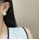 ☑️ 香奈儿c1双c圆形亚克力耳钉耳环