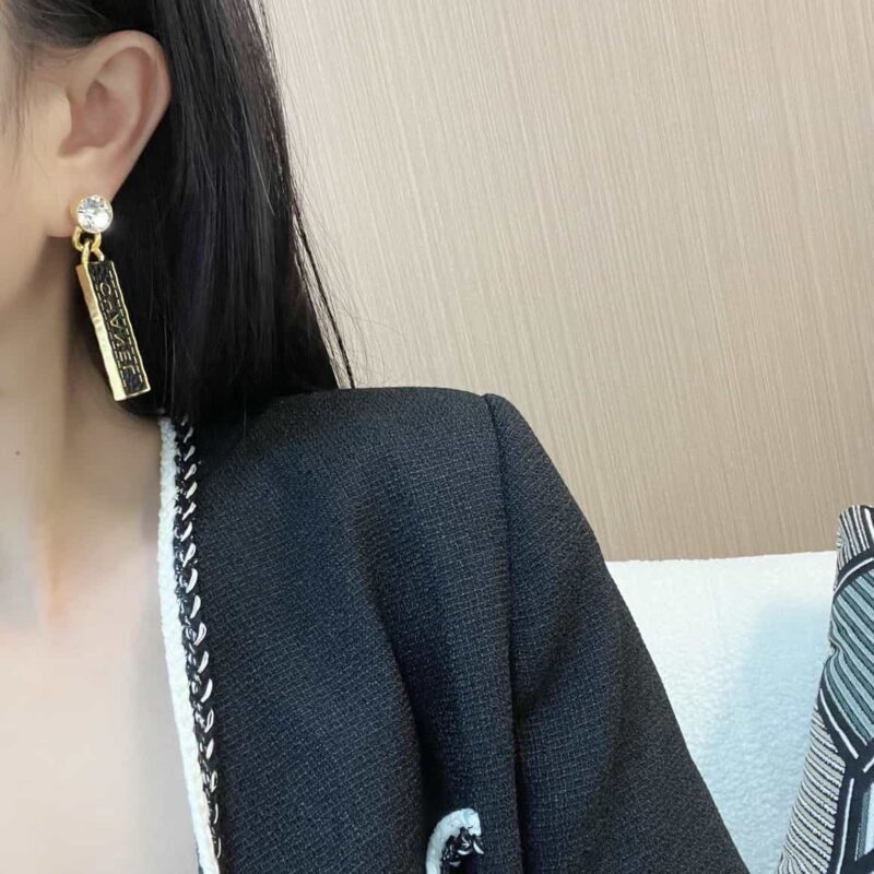 ☑️ 香奈儿c2双c黑色条状皮耳环耳钉 - Image 7