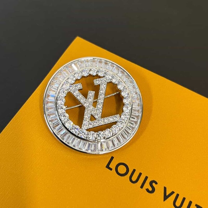 Louis Vuitton 路易威登中古款满钻LV字母胸针 - Image 2