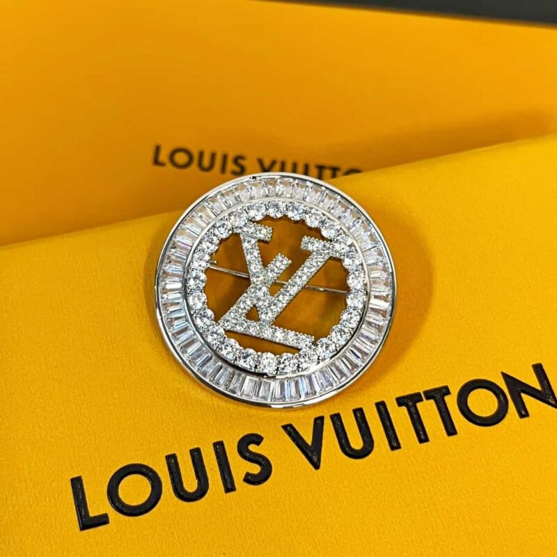 Louis Vuitton 路易威登中古款满钻LV字母胸针 - Image 4