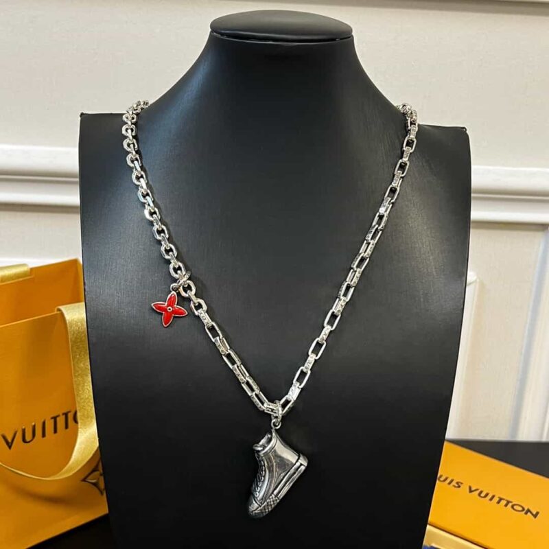 Louis Vuitton 路易威登绿色中古系列匡威鞋子项链 - Image 4