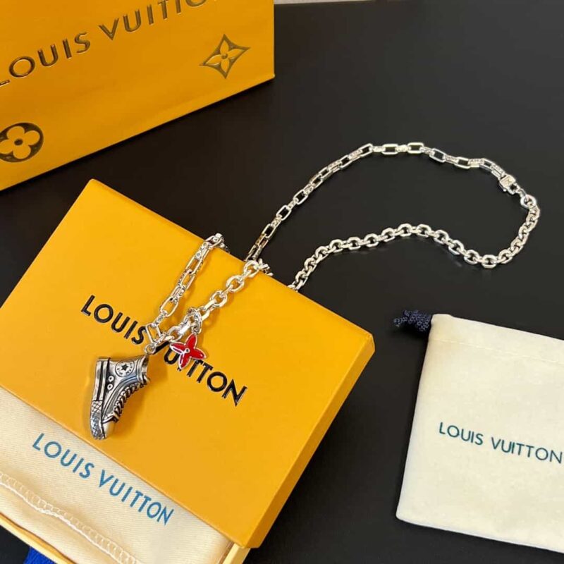 Louis Vuitton 路易威登绿色中古系列匡威鞋子项链 - Image 7