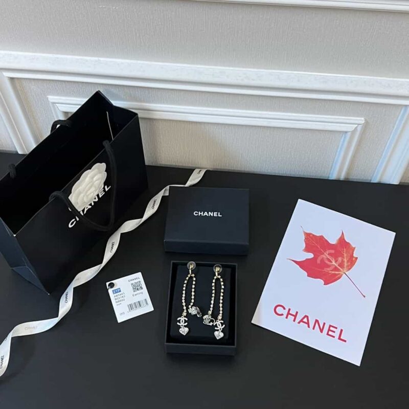 ☑️CHANEL香奈儿c2双c流苏桃心耳夹耳钉耳环 - Image 3