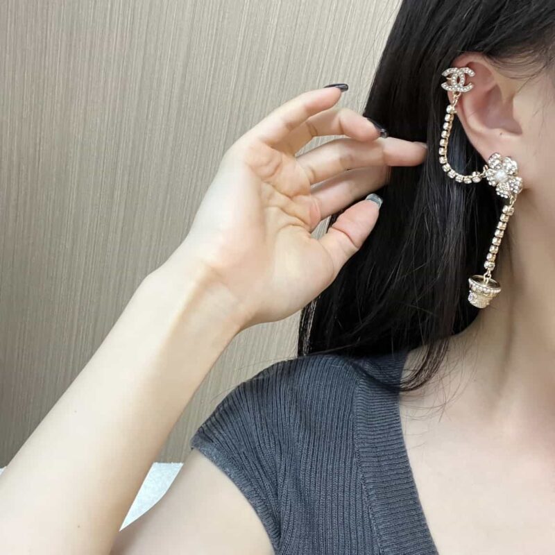 ☑️CHANEL香奈儿c2双c花朵花盆耳夹耳钉耳环 - Image 4
