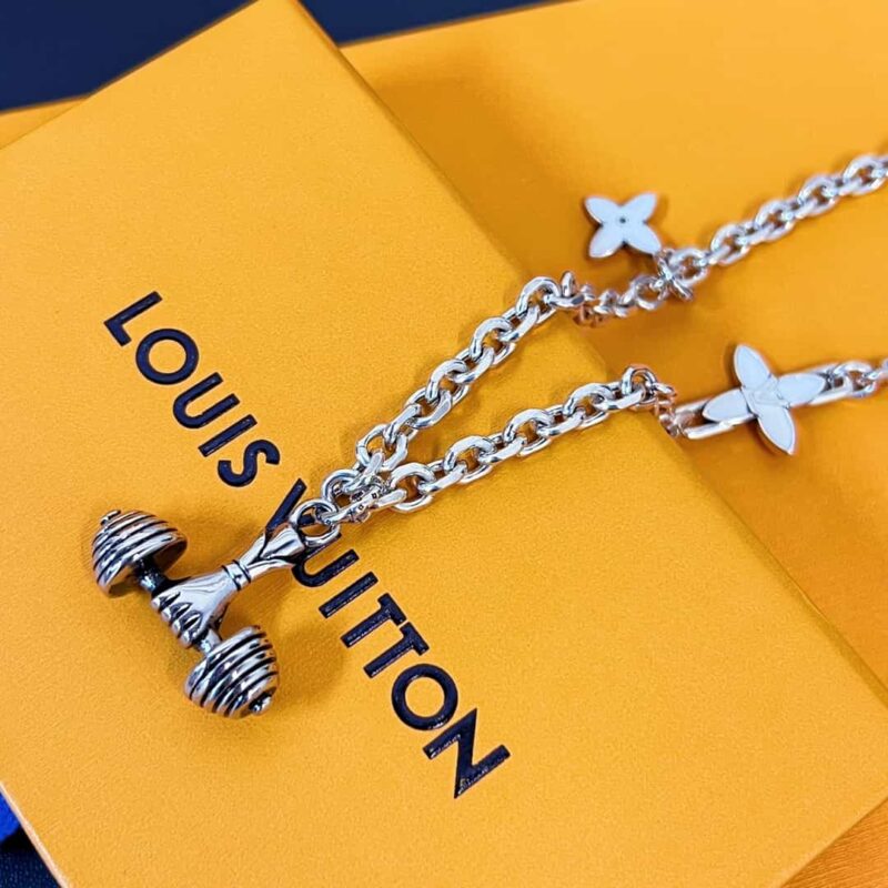 Louis Vuitton 路易威登绿色中古系列哑铃四叶草项链 手链 - Image 9