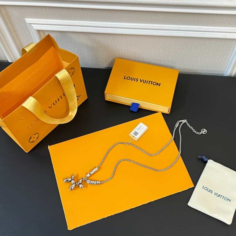 Louis Vuitton 路易威登绿色中古系列小狗项链 - Image 3