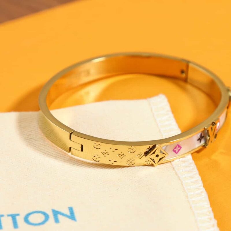Louis Vuitton 路易威登中古款金色白贝手镯手环 - Image 6