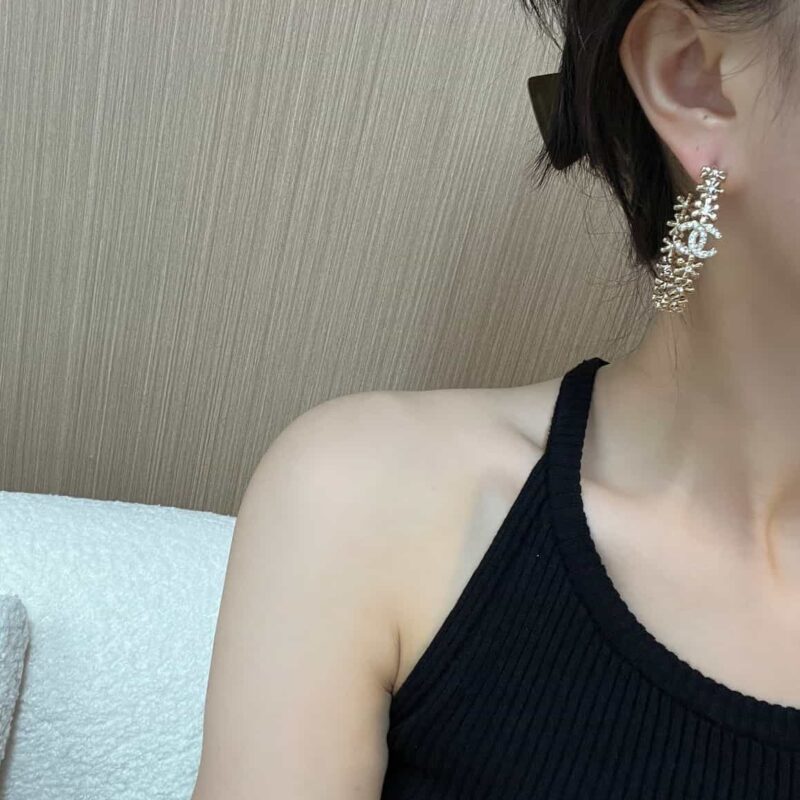 ☑️ 香奈儿半圆双c金色花朵耳钉耳环 - Image 5