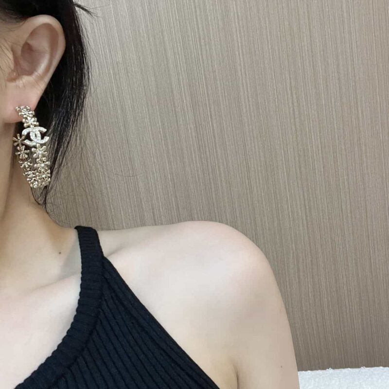☑️ 香奈儿半圆双c金色花朵耳钉耳环 - Image 7