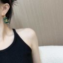 ☑️ 香奈儿c2双c绿色方形亚克力耳钉耳环