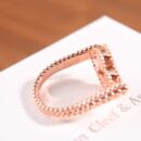 Van Cleef &Arpels 梵克雅宝Vintage Alhambra可翻转式戒指