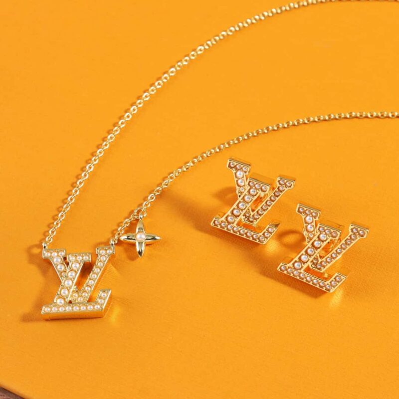 Louis Vuitton 路易威登LV ICONIC PEARLS 珍珠字母耳钉耳环 - Image 7