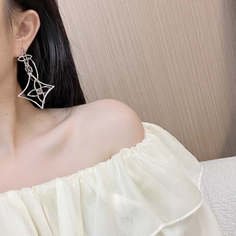 Louis Vuitton 路易威登LV TWIGGY 花卉耳环耳钉 - Image 9