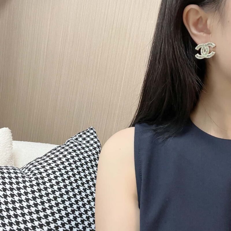 ☑️CHANEL香奈儿c1双c带钻绿色亚克力耳钉耳环 - Image 5