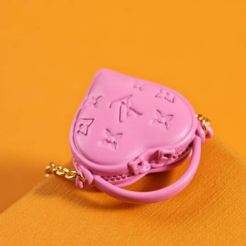 Louis Vuitton 路易威登IV 粉色桃心爱心❤️项链 - Image 9