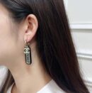 ☑️ 香奈儿C2双c条形字母耳钉耳环