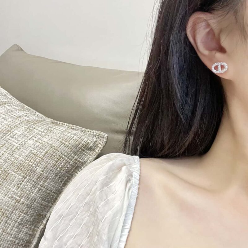 ☑️ 爱马仕HERMES满钻猪鼻耳钉耳环 - Image 5