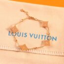 Louis Vuitton 路易威登LV菱形四花白贝 粉贝 孔雀石手链