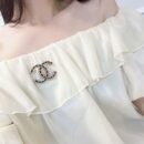 ☑️ 香奈儿双c黑皮绳红绳胸针