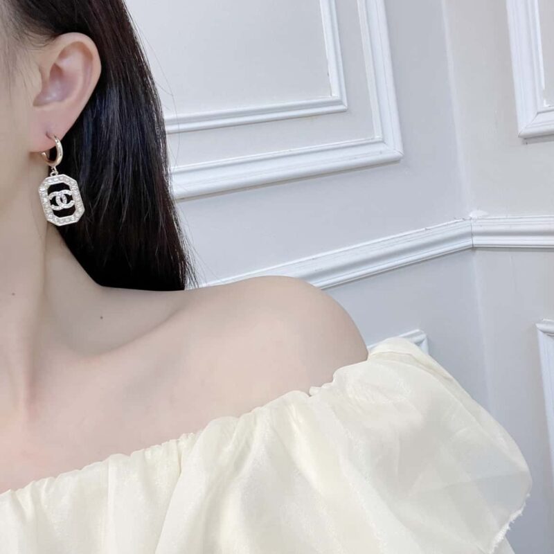 ☑️ 香奈儿C2双c八边形珍珠耳钉耳环 - Image 7