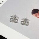 香奈儿耳钉耳环 ☀️☑️ 香奈儿c1双c半珍珠半钻耳钉耳环 ☀️