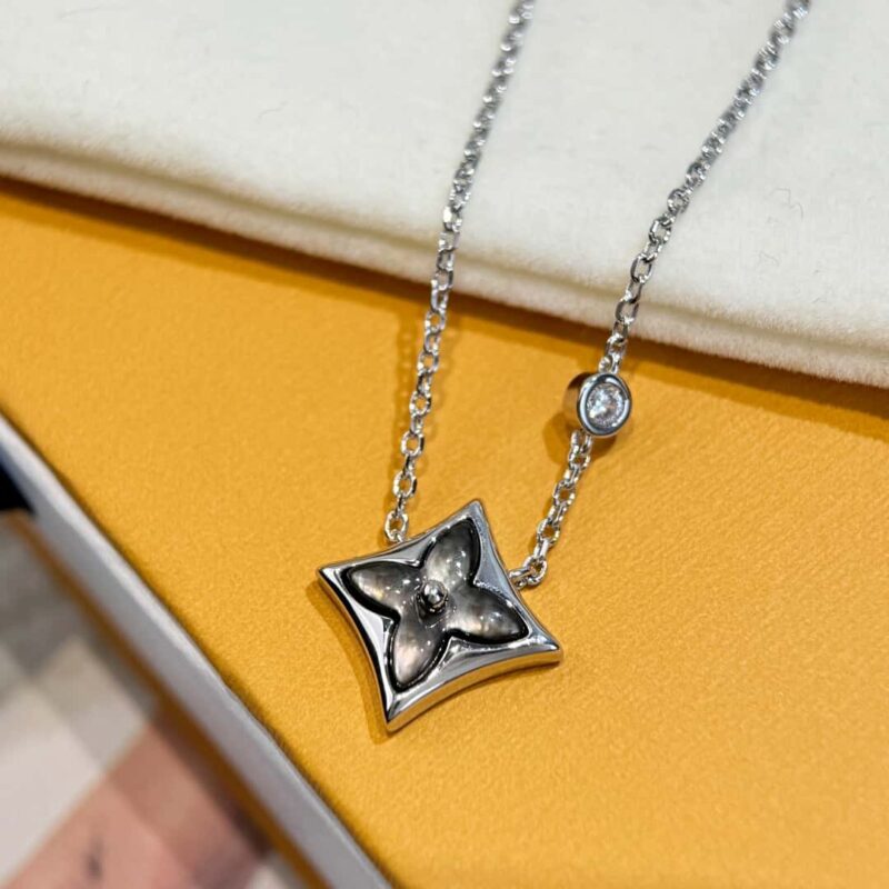 ☀原单货 ☀Louis Vuitton 路易威登菱形灰贝项链 ☀ - Image 12