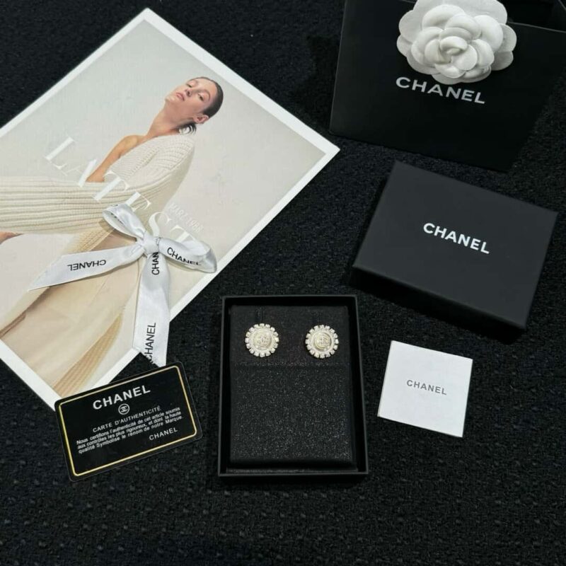 ☑️CHANELC1双C满钻珍珠耳环耳钉 - Image 3