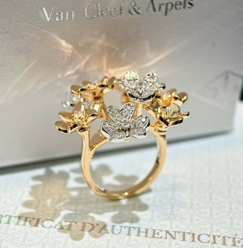 ☀️原单货 ☀️Van Cleef &Arpels 梵克雅宝Frivole戒指8枚花四叶草戒指 ☀️ - Image 13